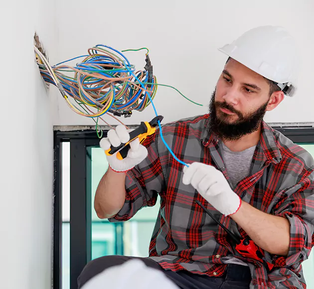 Professional Low Voltage Electrician: Your Local Systems Technician in Pea Ridge, AR